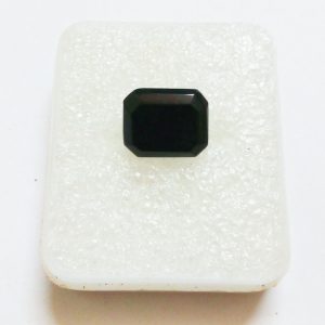Hakik Black