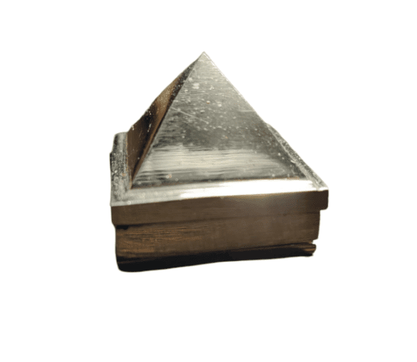 Wish-Fulfilling Ashthdhatu(अष्टधातु) Pyramid(पिरामिड)- Set of 3 - Image 3