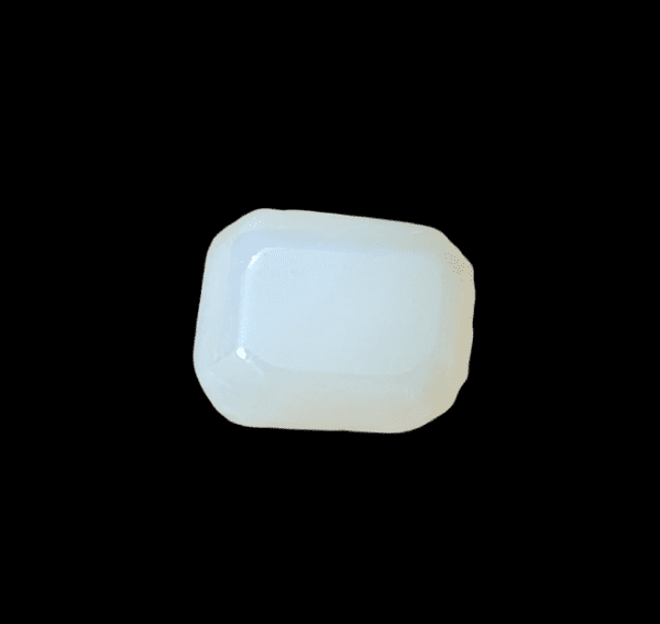 Hakik Stone(हकीक रत्न)- 3.30 Carat