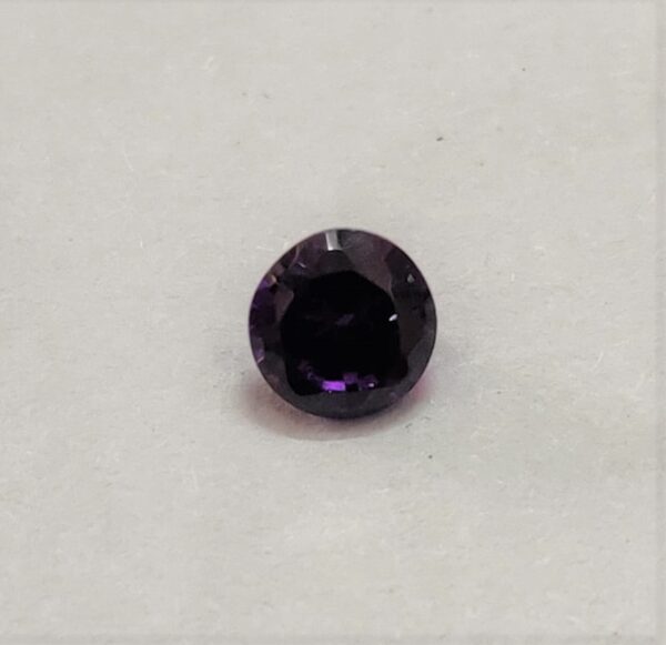 Small AD Stone | Weight 0.90 carat