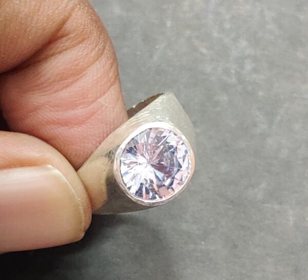 White AD Zircon Brass Ring With Silver Coating(सफ़ेद जिरकॉन रिंग)