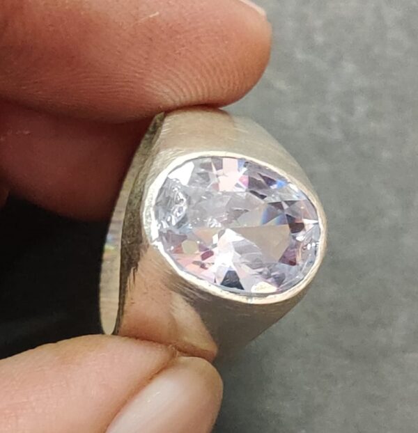 Oval White AD Zircon Brass Ring With Silver Coating(वाइट जिरकॉन रिंग)