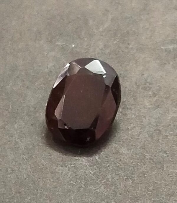 Cerified Garnet Stone(गार्नेट स्टोन) | Weight- 5.60 carat