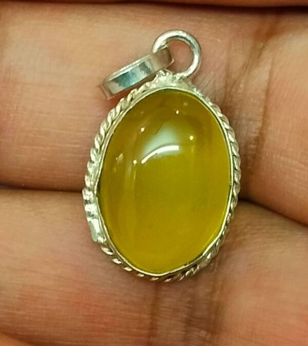 Silver Polished Brass Hakik Stone Locket 13(हकीक स्टोन लॉकेट)