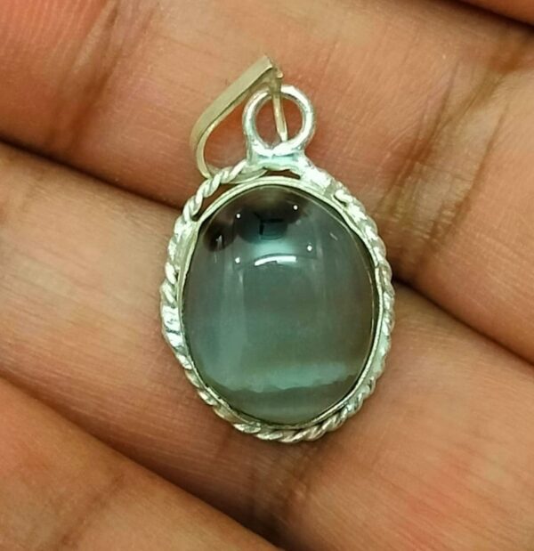 Silver Polished Brass Hakik Stone Locket 14(हकीक स्टोन लॉकेट)