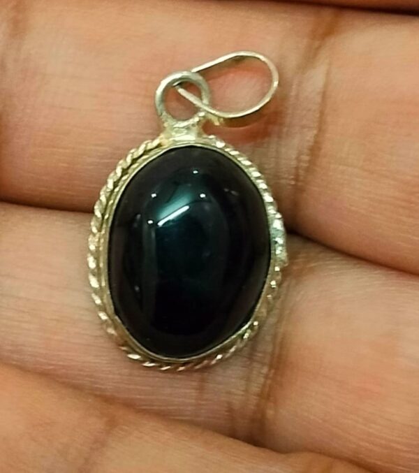 Silver Polished Brass Hakik Stone Locket 24(हकीक स्टोन लॉकेट)