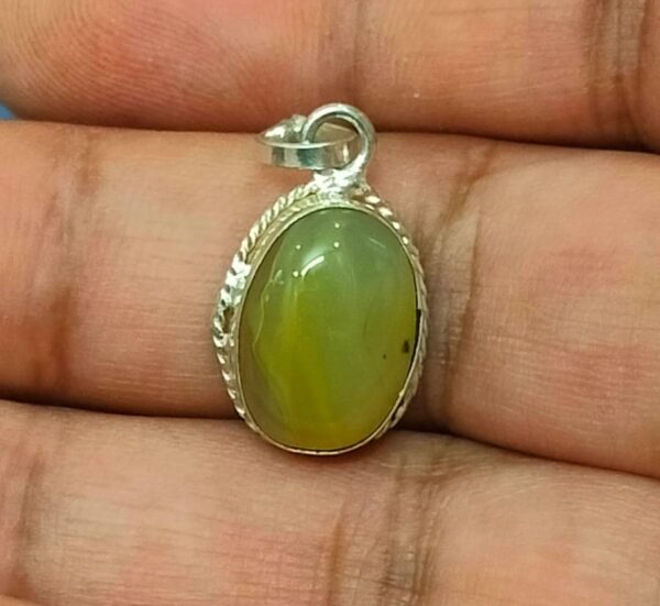 Silver Polished Brass Hakik Stone Locket 32(हकीक स्टोन लॉकेट)