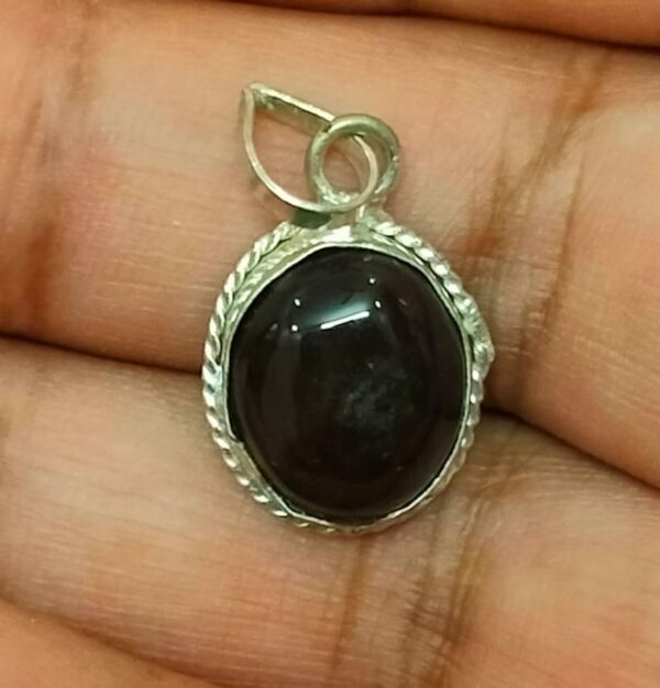 Silver Polished Brass Hakik Stone Locket 5(हकीक स्टोन लॉकेट)