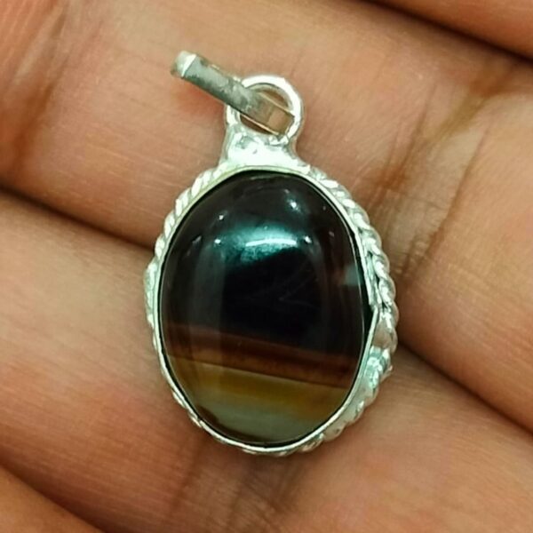 Silver Polished Brass Sulemani Hakik Stone Locket 8(सुलेमानी हकीक स्टोन लॉकेट)