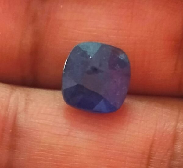 Certified Neelam Stone With Certificate(सर्टिफाइड नीलम स्टोन) | Weight- 4.90 carat