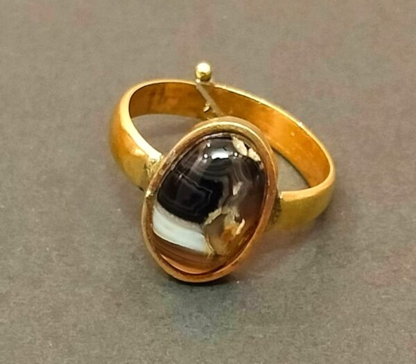 High Quality Certified Sulemani Hakik Stone Ring In Brass With Certificate(सुलेमानी हकीक स्टोन रिंग) | Size- Adjustable | Weight- 4.25 gram