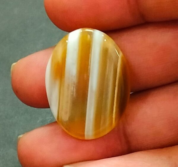 Big Size Sulemani Hakik Akik(सुलेमानी हकीक, अकीक), Weight- 25.0 carat