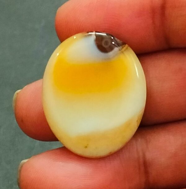 Big Size Sulemani Hakik Akik(सुलेमानी हकीक, अकीक), Weight- 30.40 carat