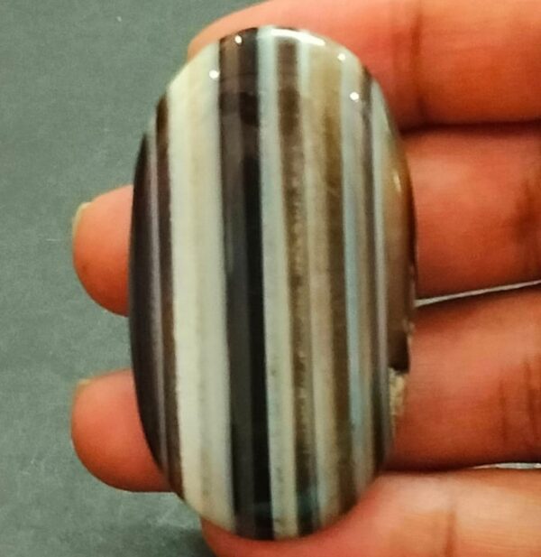 Big Size Sulemani Hakik Akik(सुलेमानी हकीक, अकीक), Weight- 93.0 carat