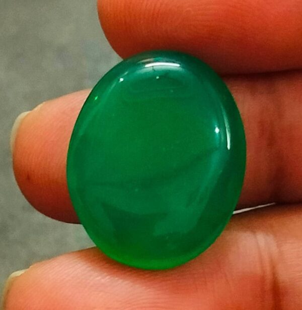 Big Size Hakik Stone (हकीक स्टोन) , Weight- 22.15 carat