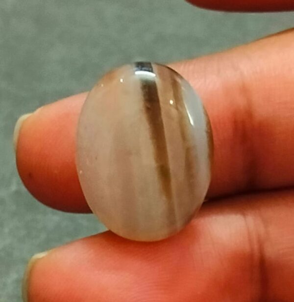 Sulemani Hakik Stone(सुलेमानी हकीक स्टोन) , Weight- 22.50 carat