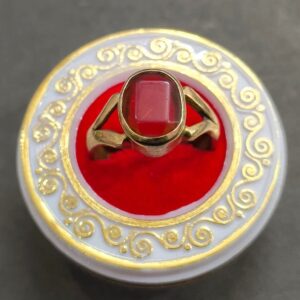 Panchdhatu Redgarnet Stone Ring(पंचधातु लहसुनिया रिंग), size- 21